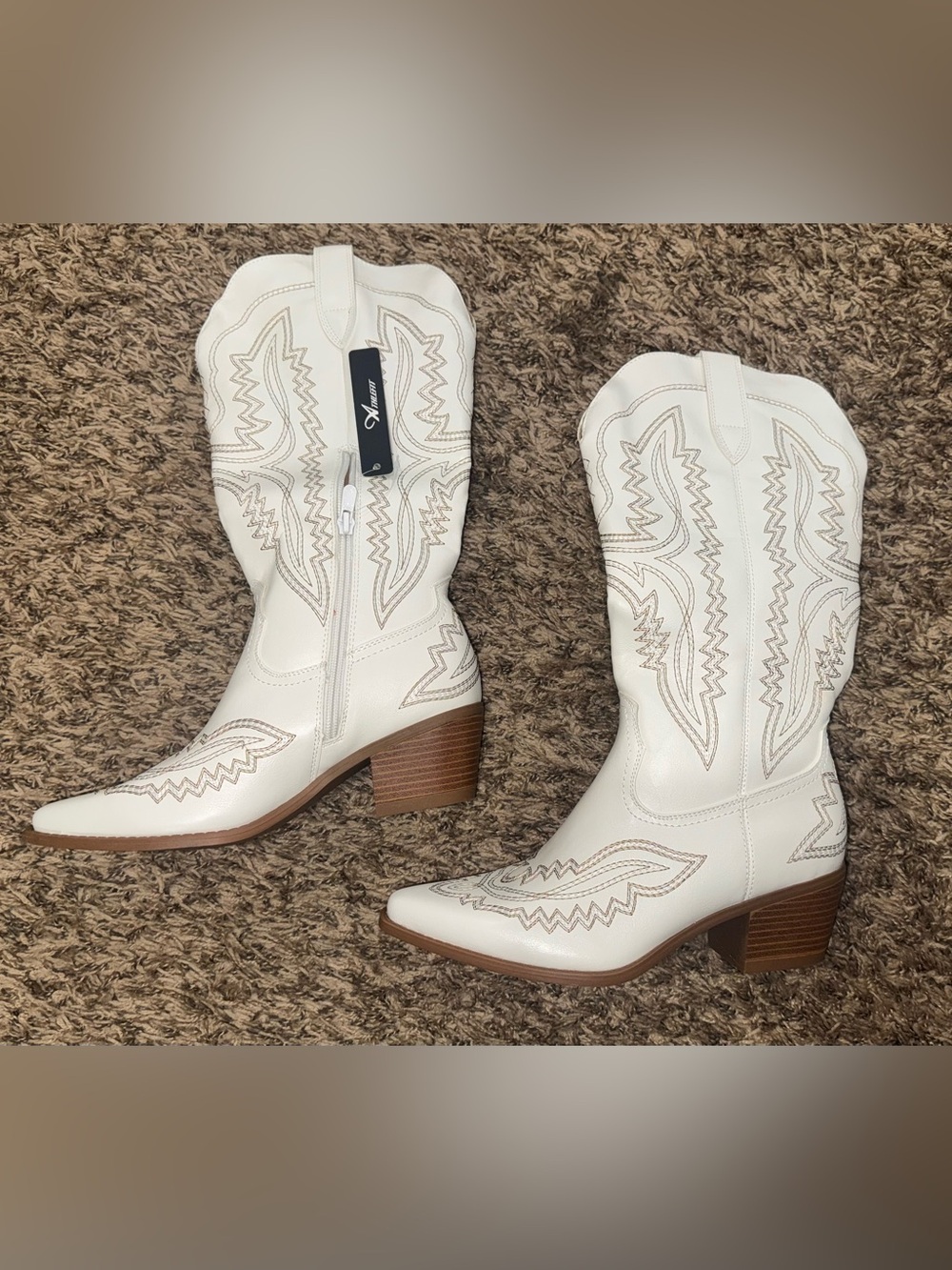 Ivory Western Stitch-Detail Mid-Calf Heeled Boots